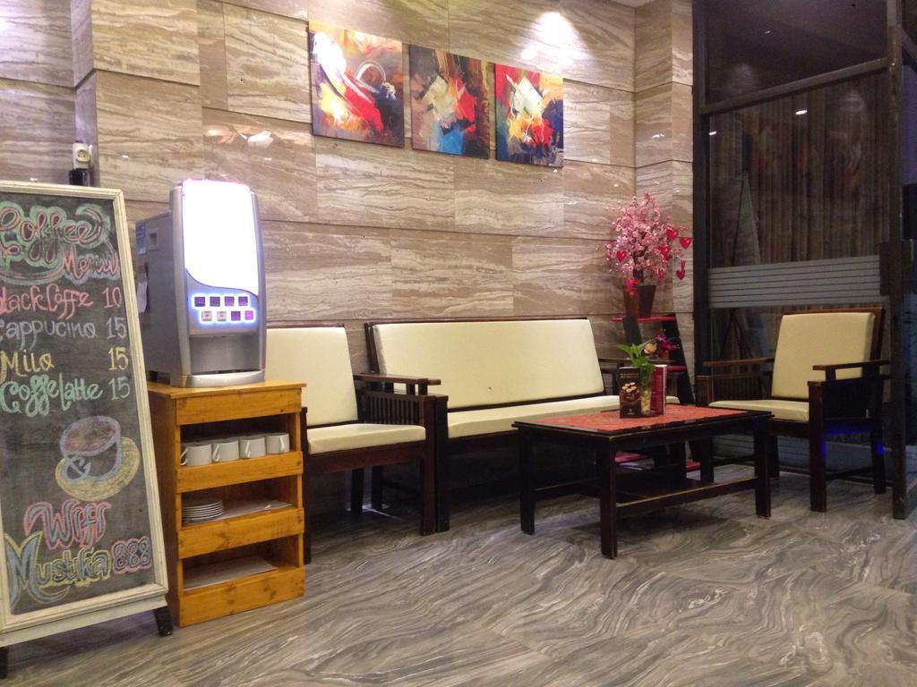 Mustika Gajah Mada Hotel Jakarta Eksteriør bilde
