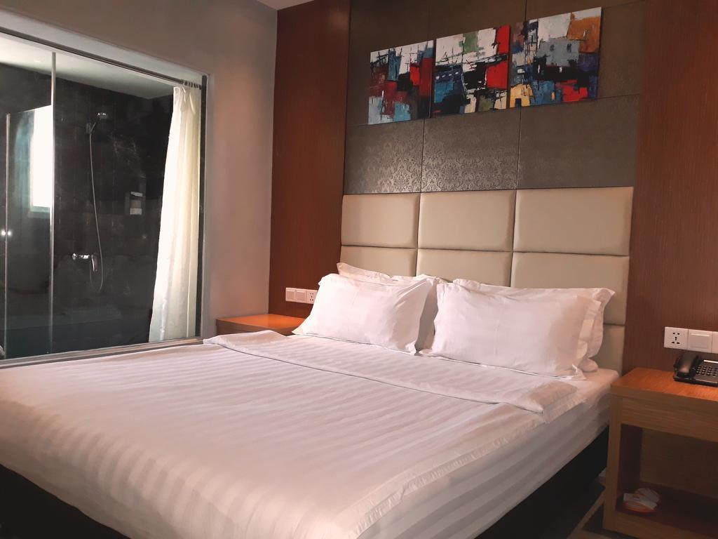 Mustika Gajah Mada Hotel Jakarta Eksteriør bilde